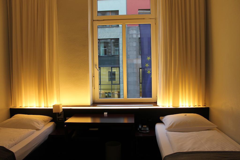Hotel Concorde Франкфурт-на-Майні Екстер'єр фото
